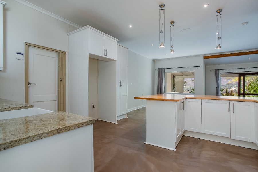 To Let 3 Bedroom Property for Rent in Franschhoek Rural Western Cape